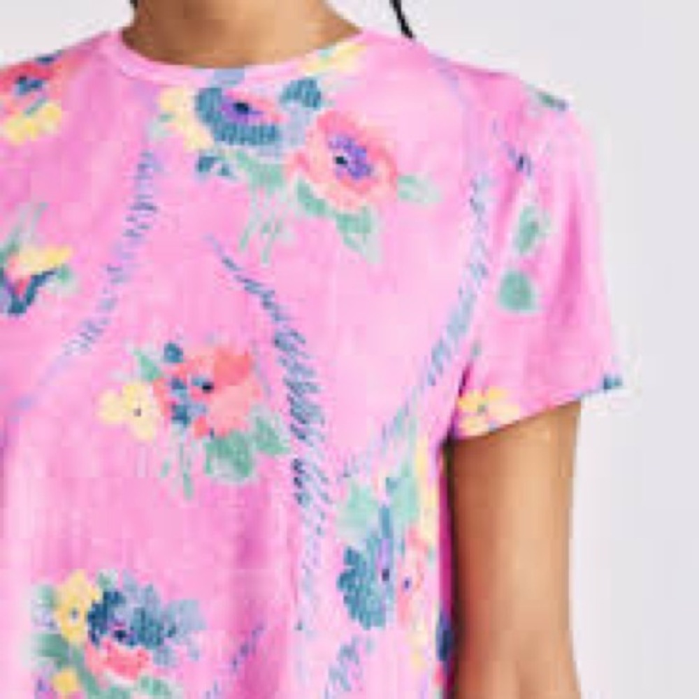LoveShackFancy x Beach Riot Crop Tshirt - Hints of Hibiscus - Picture 2 of 4